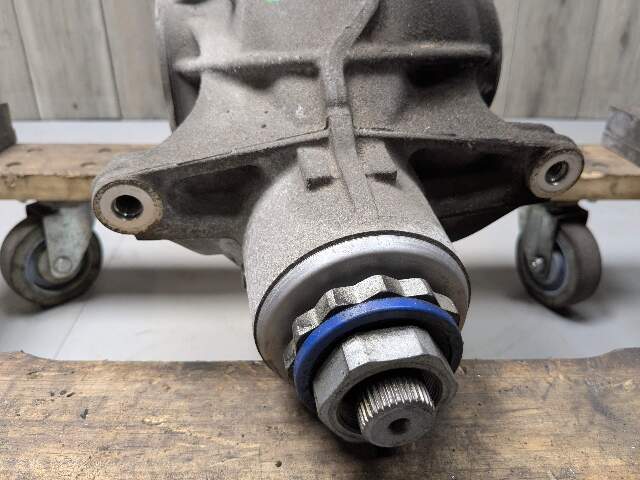 OEM BMW G01 G02 X3 X4 xDrive AWD Rear Differential Axle Gearbox Carrier 3.38