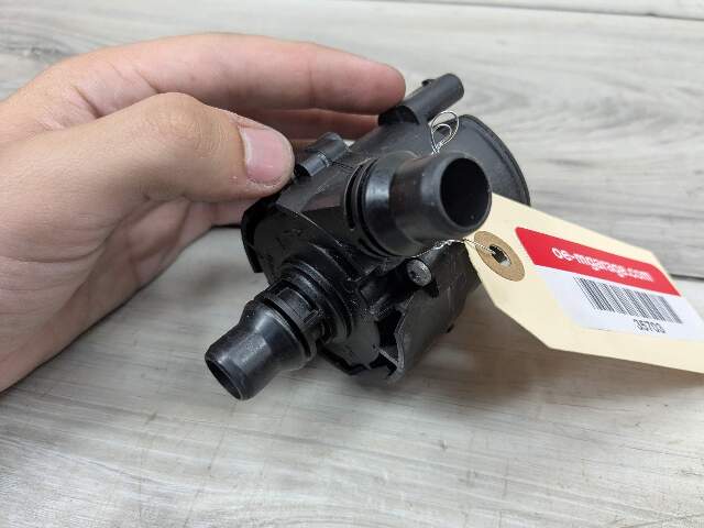 OEM BMW G05 G06 G07 X5 X6 X7 50 M50 Auxiliary Electric Water Pump Engine N63