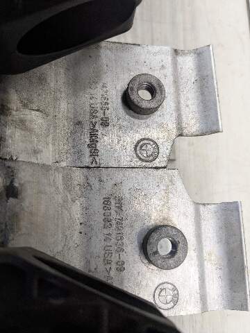 OEM BMW F95 F96 G05 G06 G07 G09 X5 X7 Left Right Bumper Impact Mount Bracket SET