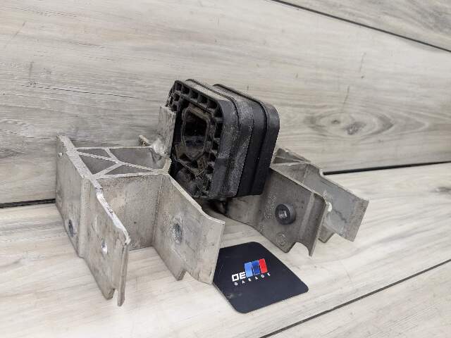 OEM BMW F95 F96 G05 G06 G07 G09 X5 X7 Left Right Bumper Impact Mount Bracket SET