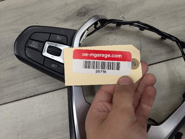 OEM BMW G05 G06 G07 X5 X6 X7 Steering Wheel Trim Cover Switch Button HEATED