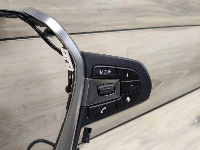 OEM BMW G05 G06 G07 X5 X6 X7 Steering Wheel Trim Cover Switch Button HEATED