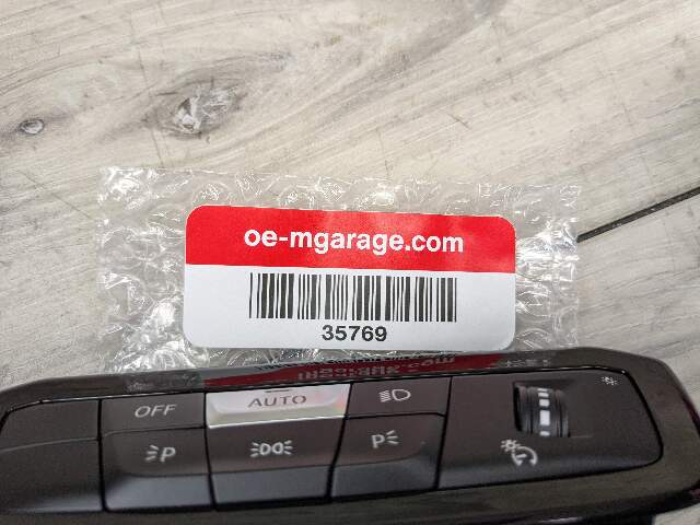 OEM BMW G20 G22 G23 G26 G42 G80 G82 G83 Headlight Control Switch Light Module