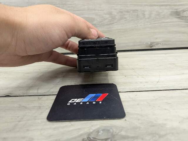 OEM BMW F90 F97 G01 G05 G20 G30 X3 Front Driver Main Master Power Window Switch