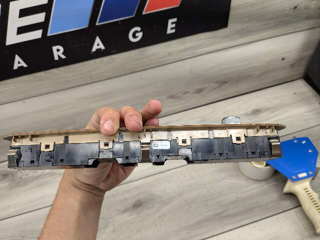 OEM BMW G20 G22 G23 330 M340 G80 M3 M4 Audio Control Radio Switch Button Brown
