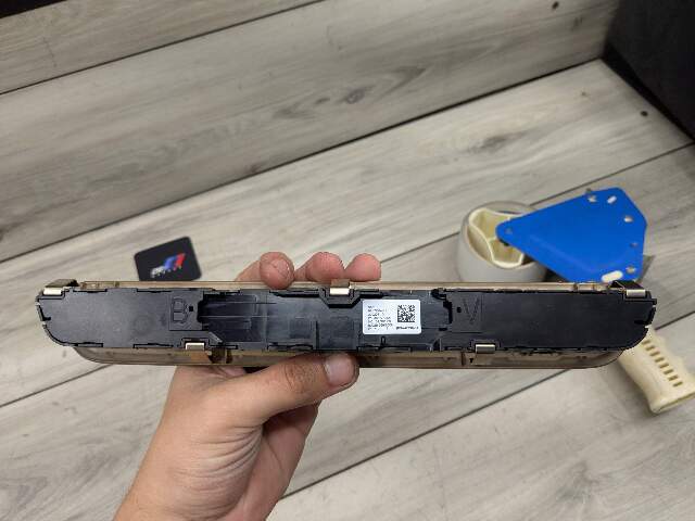 OEM BMW G20 G22 G23 330 M340 G80 M3 M4 Audio Control Radio Switch Button Brown