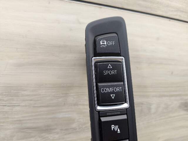 14-19 OEM BMW F15 F16 X5 X6 Center Console Traction Control Switch Panel Black