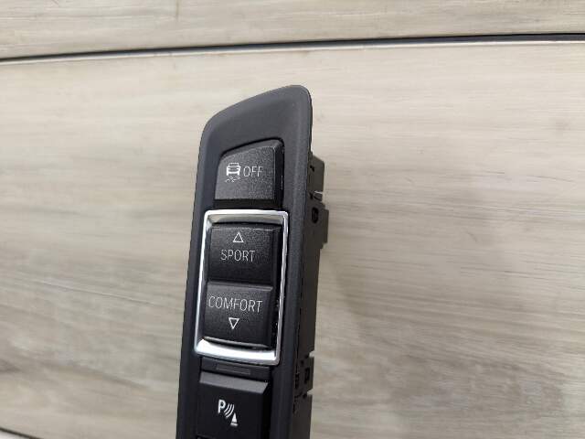 14-19 OEM BMW F15 F16 X5 X6 Center Console Traction Control Switch Panel Black