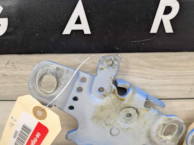 OEM BMW F22 F23 F30 F32 F36 F80 M3 M4 Left Right Hood Hinge Support Bracket SET