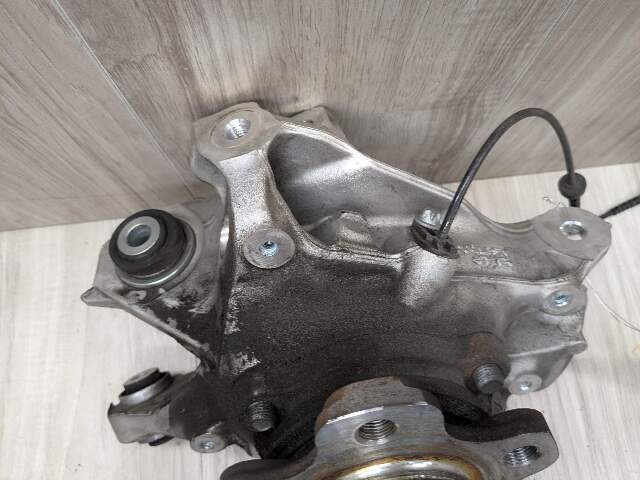 OEM BMW G20 330 M340 REAR Right Passenger Knuckle Wheel Hub Spindle Bearing