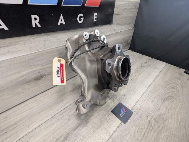 19-25 OEM BMW G20 G22 G23 FRONT Left Driver Hub Spindle Knuckle Bearing RWD