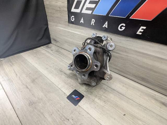 19-25 OEM BMW G20 G22 G23 FRONT Left Driver Hub Spindle Knuckle Bearing RWD