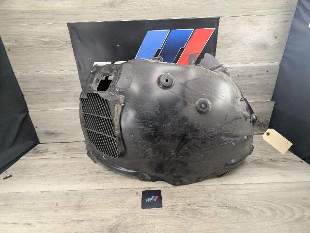 OEM BMW G20 G22 G42 M340 M240 Front Left Driver Fender Liner Wheel Splash Shield
