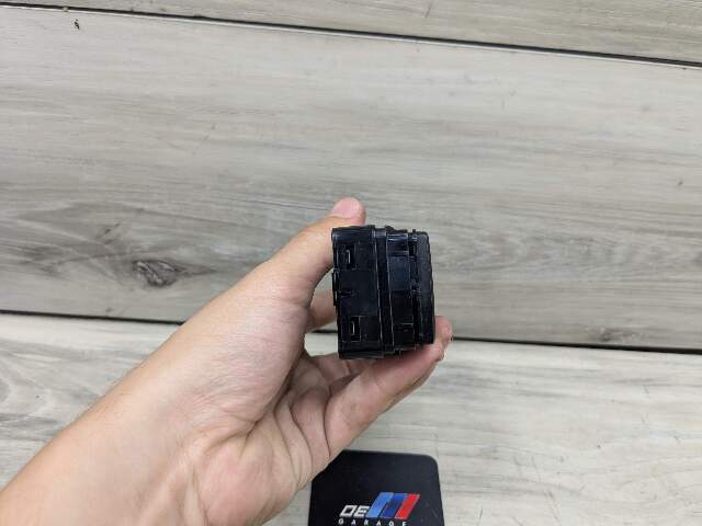 14-19 OEM BMW F15 F16 F48 X1 X5 Front Driver Master Window Glass Lifter Switch