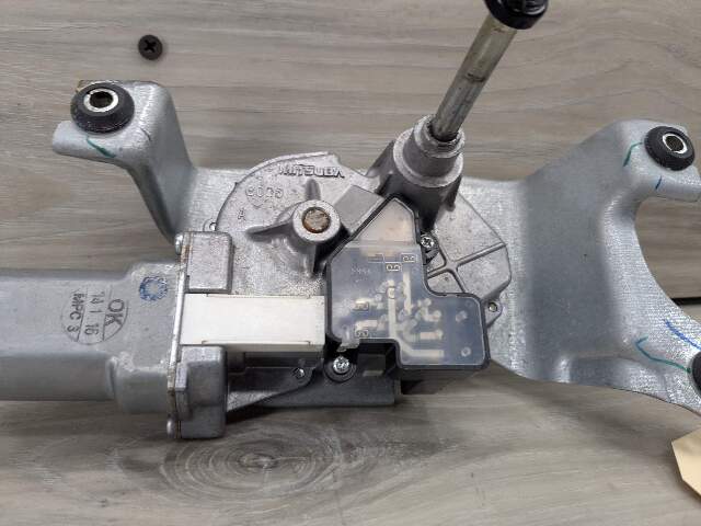 14-18 OEM BMW F15 F85 X5 Rear Tailgate Liftgate Windshield Window Wiper Motor