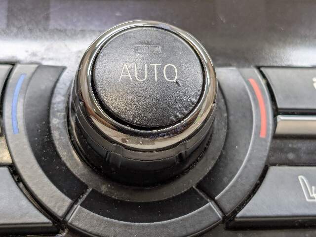 *09-15 OEM BMW F01 F02 AC Heated Seats Climate Radio CD Control Panel CERAMIC