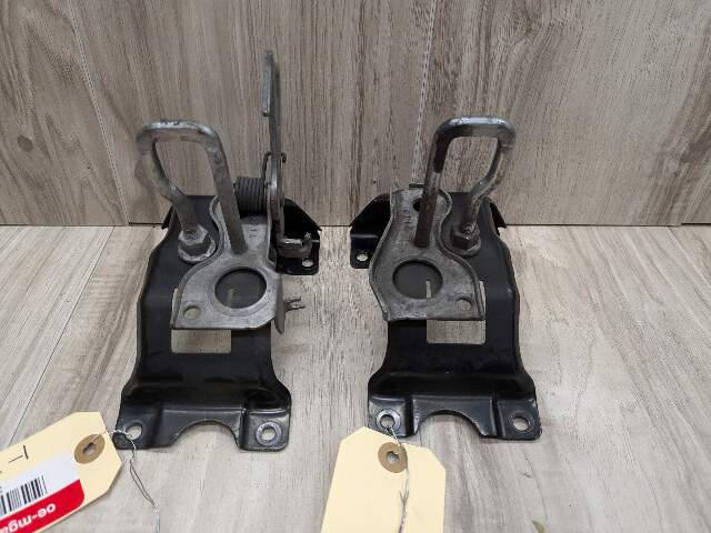 14-19 OEM BMW F15 F85 X5 F16 F86 X6 Hood Hardware Safety Latch Hook SET