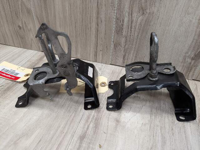 14-19 OEM BMW F15 F85 X5 F16 F86 X6 Hood Hardware Safety Latch Hook SET