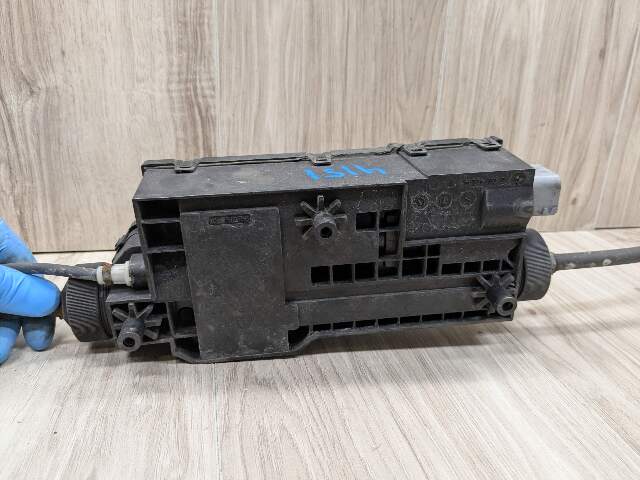 14-19 OEM BMW F15 F16 F85 F86 X5 X6 Emergency Parking Brake Actuator Unit Motor