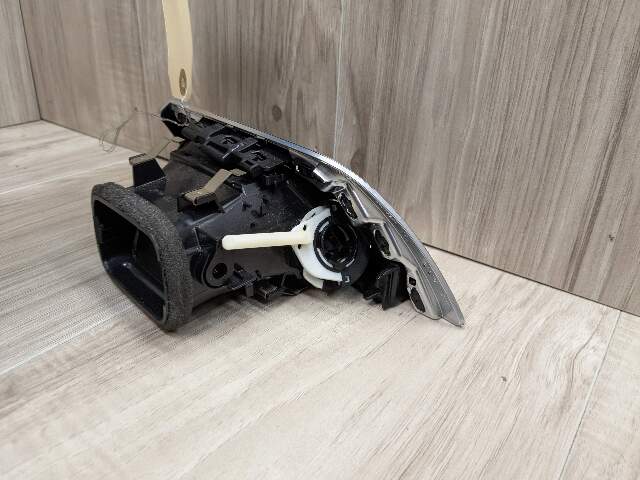 14-20 OEM BMW F22 F23 F87 M2 Left Driver Air AC Vent Dash Grille