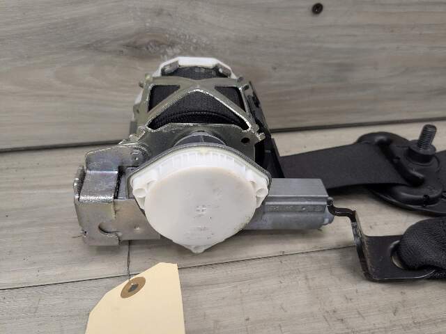 14-20 OEM BMW F22 F87 M2 Front Right Passenger Seatbelt Seat Belt Retractor