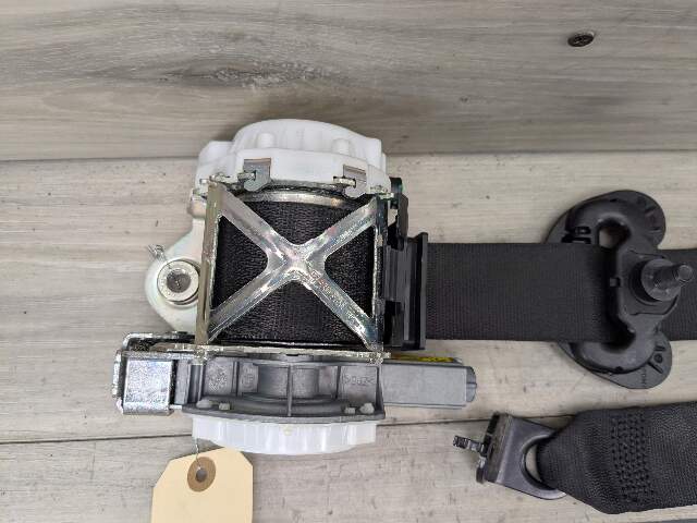 14-20 OEM BMW F22 F87 M2 Front Right Passenger Seatbelt Seat Belt Retractor