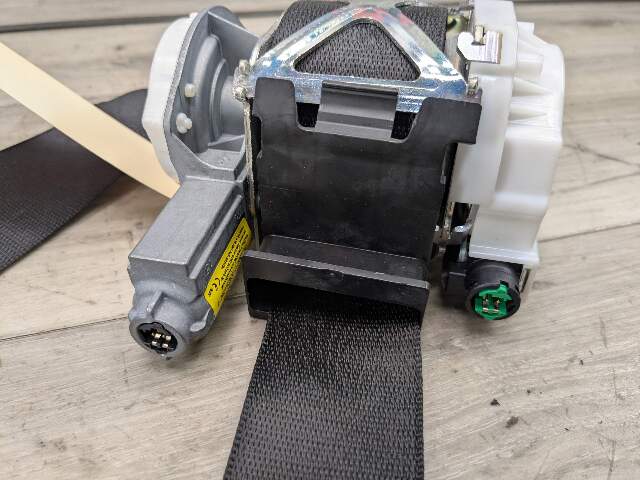 14-20 OEM BMW F22 F87 M2 Front Right Passenger Seatbelt Seat Belt Retractor