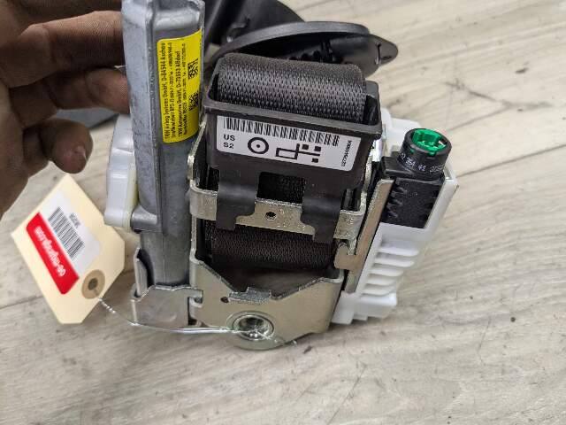 14-20 OEM BMW F22 F87 M2 Front Right Passenger Seatbelt Seat Belt Retractor