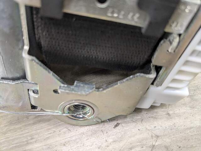 14-20 OEM BMW F22 F87 M2 Front Right Passenger Seatbelt Seat Belt Retractor