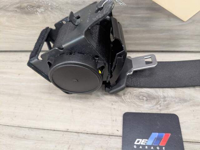 18-20 OEM BMW F87 M2 Rear Top Left Right Side Seatbelt Seat Belt Retractor