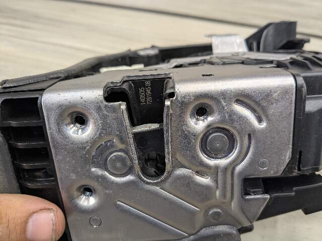 14-19 OEM BMW F15 F16 F85 F86 G11 G12 Front Left Driver Door Lock Latch Actuator