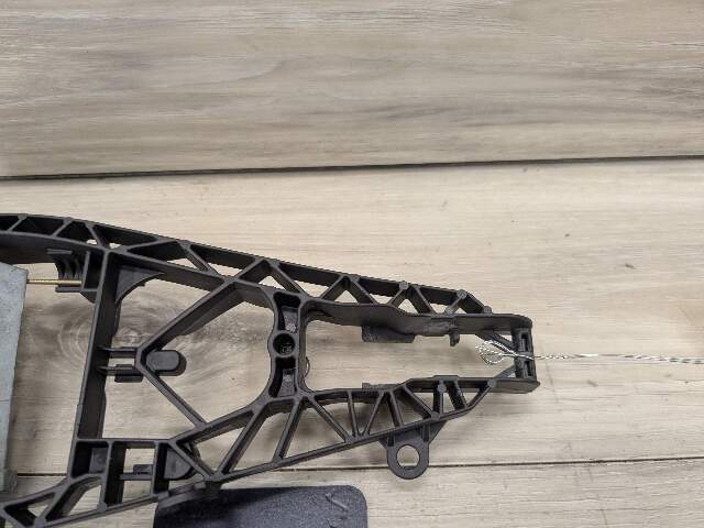 OEM BMW F15 F16 F39 F48 F85 F86 Front Rear Left Door Handle Bracket Holder