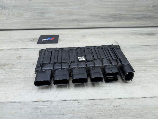 OEM BMW F23 F30 F36 G01 G12 G20 G30 Integrated Power Supply Module Unit B46 B58
