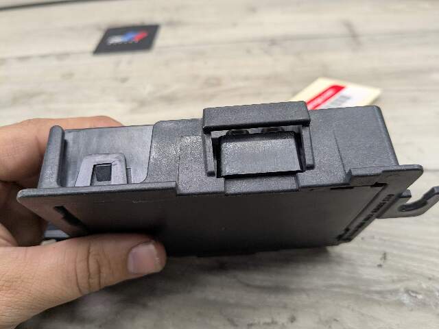 OEM BMW G01 X3 Ethernet Power Distribution Power Fuse Relay Box Control Module