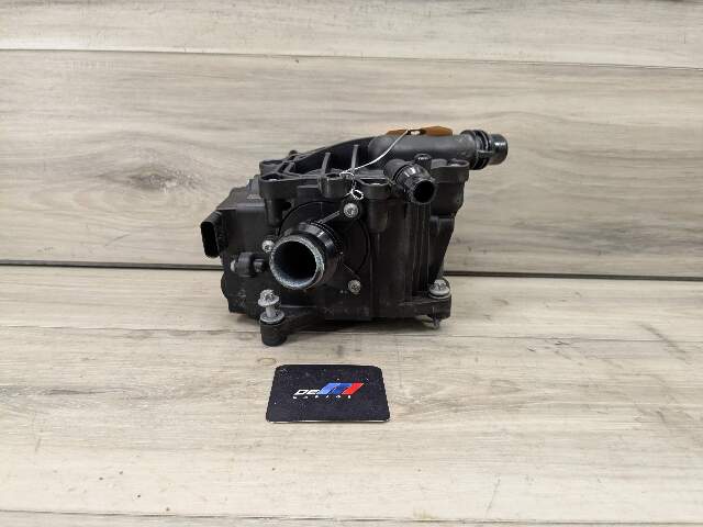 OEM BMW F22 F23 F30 F32 F36 G30 Engine B46 Motor Heat Coolant Thermostat Module