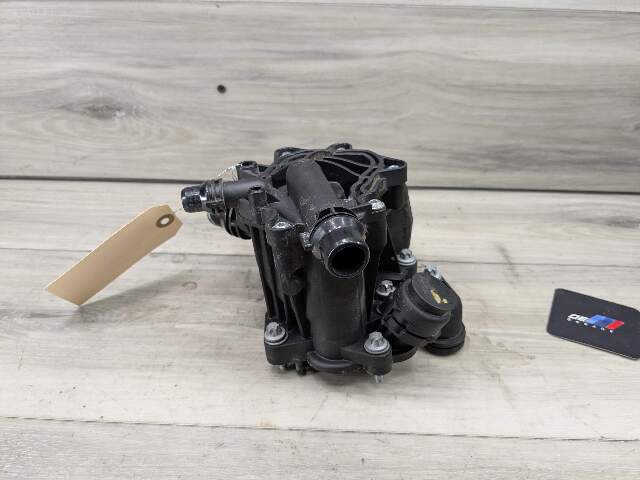 OEM BMW F22 F23 F30 F32 F36 G30 Engine B46 Motor Heat Coolant Thermostat Module