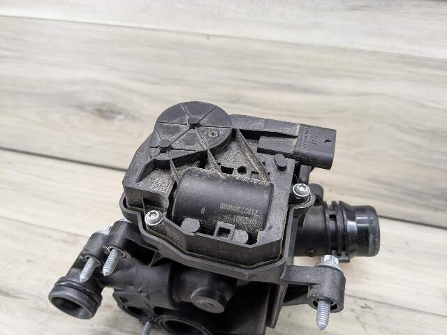 OEM BMW F22 F23 F30 F32 F36 G30 Engine B46 Motor Heat Coolant Thermostat Module