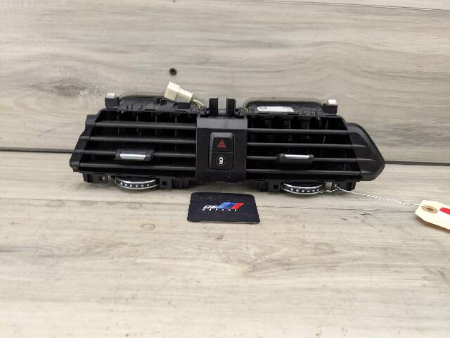 18-24 OEM BMW G01 G02 F97 F98 X3 X4 X3M Center AC Air Vent Dash Dashboard Grille