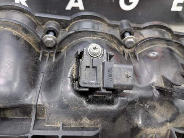 OEM BMW F22 F30 F32 F33 F36 G20 G30 Engine B46 Intake Manifold w/o Throttle