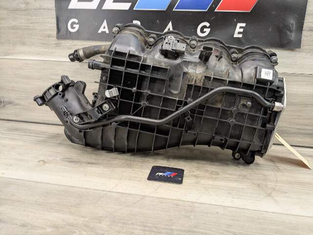 OEM BMW F22 F30 F32 F33 F36 G20 G30 Engine B46 Intake Manifold w/o Throttle