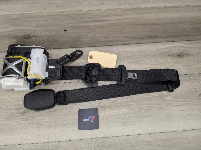 OEM BMW G01 G02 F97 F98 X3 X4 Front Passenger Seat Belt Seatbelt Retractor