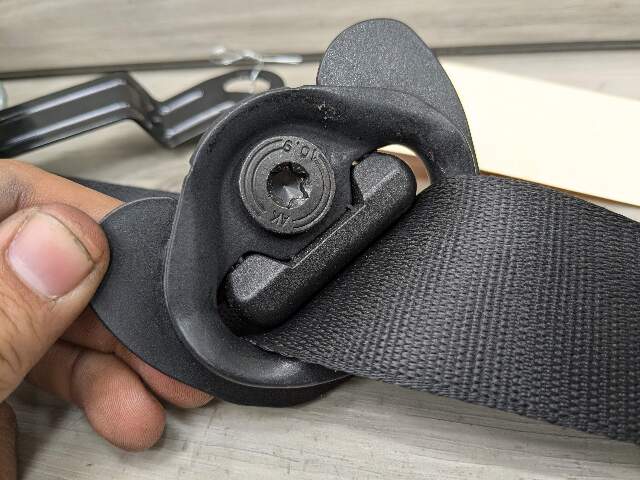 OEM BMW G01 G02 F97 F98 X3 X4 Front Passenger Seat Belt Seatbelt Retractor