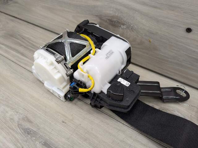 OEM BMW G01 G02 F97 F98 X3 X4 Front Passenger Seat Belt Seatbelt Retractor