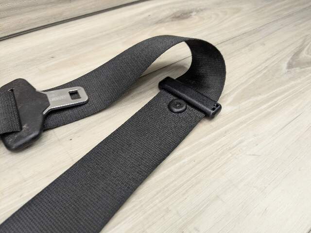 OEM BMW G01 G02 F97 F98 X3 X4 Front Passenger Seat Belt Seatbelt Retractor