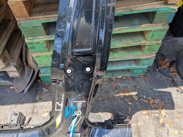 22-24 OEM BMW G26 430 M440 Left Driver Side B Pillar Door Body Cut Structure