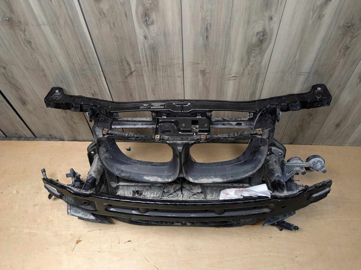 08-13 OEM BMW E82 E88 128 135 Front Radiator Support Frame Reinforce Clip Panel