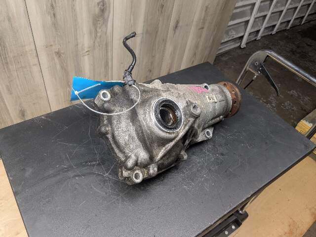 OEM BMW G01 G02 X3 X4 xDrive AWD Front Differential Axle Gearbox Carrier 338