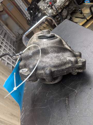 OEM BMW G01 G02 X3 X4 xDrive AWD Front Differential Axle Gearbox Carrier 338