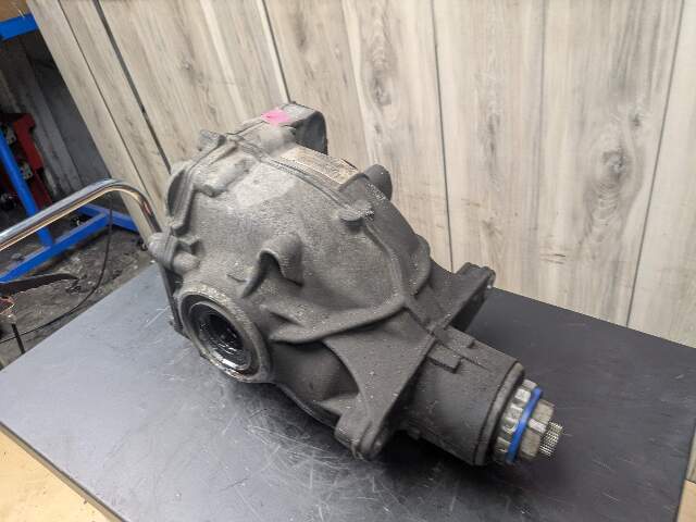OEM BMW G01 G02 X3 X4 xDrive AWD Rear Differential Axle Gearbox Carrier 3.38