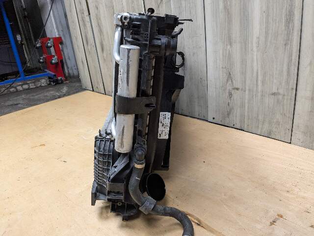 20-24 OEM BMW F39 F44 F48 228 M235 Radiator Condenser Fan Shroud Assembly 850W